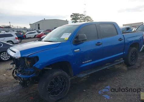2017 Toyota Tundra Sr5 5.7L V8 z USA, uszkodzony, nr VIN 5TFDW5F19HX676706